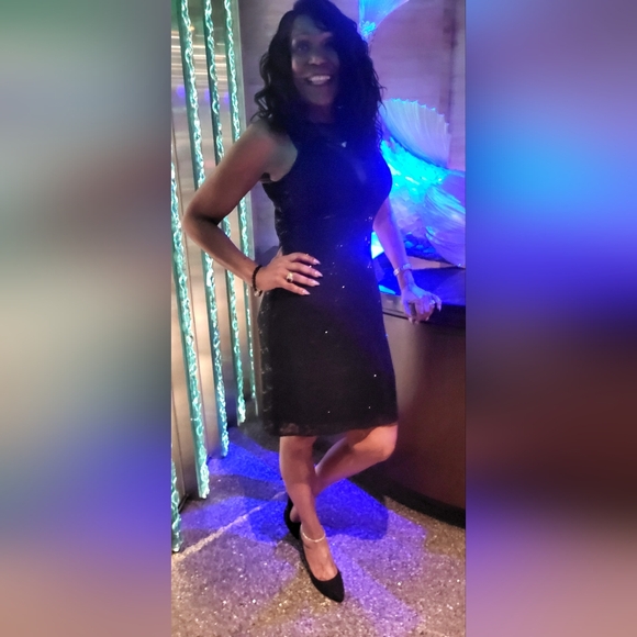 🔥My Live Shows with Beautiful Women's Fashion and Jewelry 💜💜💜 - Picture 8 of 16